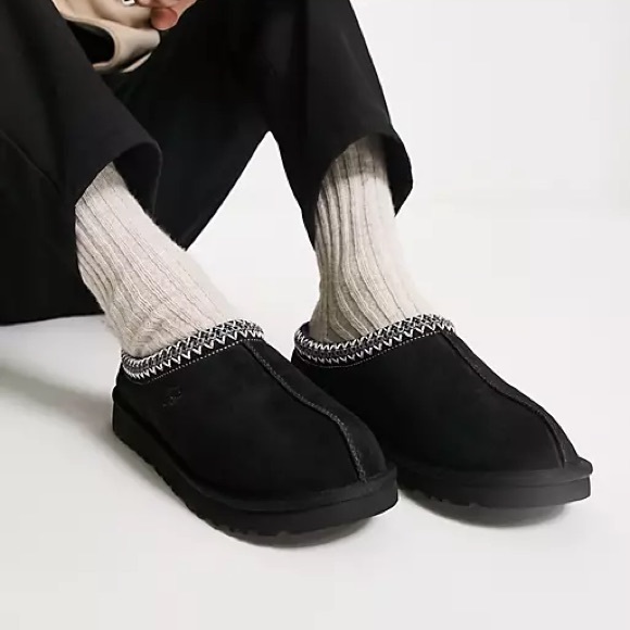 UGG Tasman Black- Womens - Picture 2 of 11